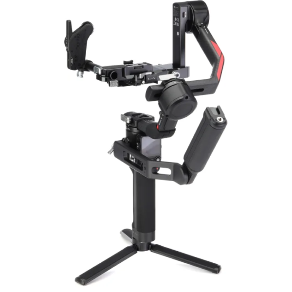 DJI RS 4 Pro 3-Axis Gimbal Stabilizer